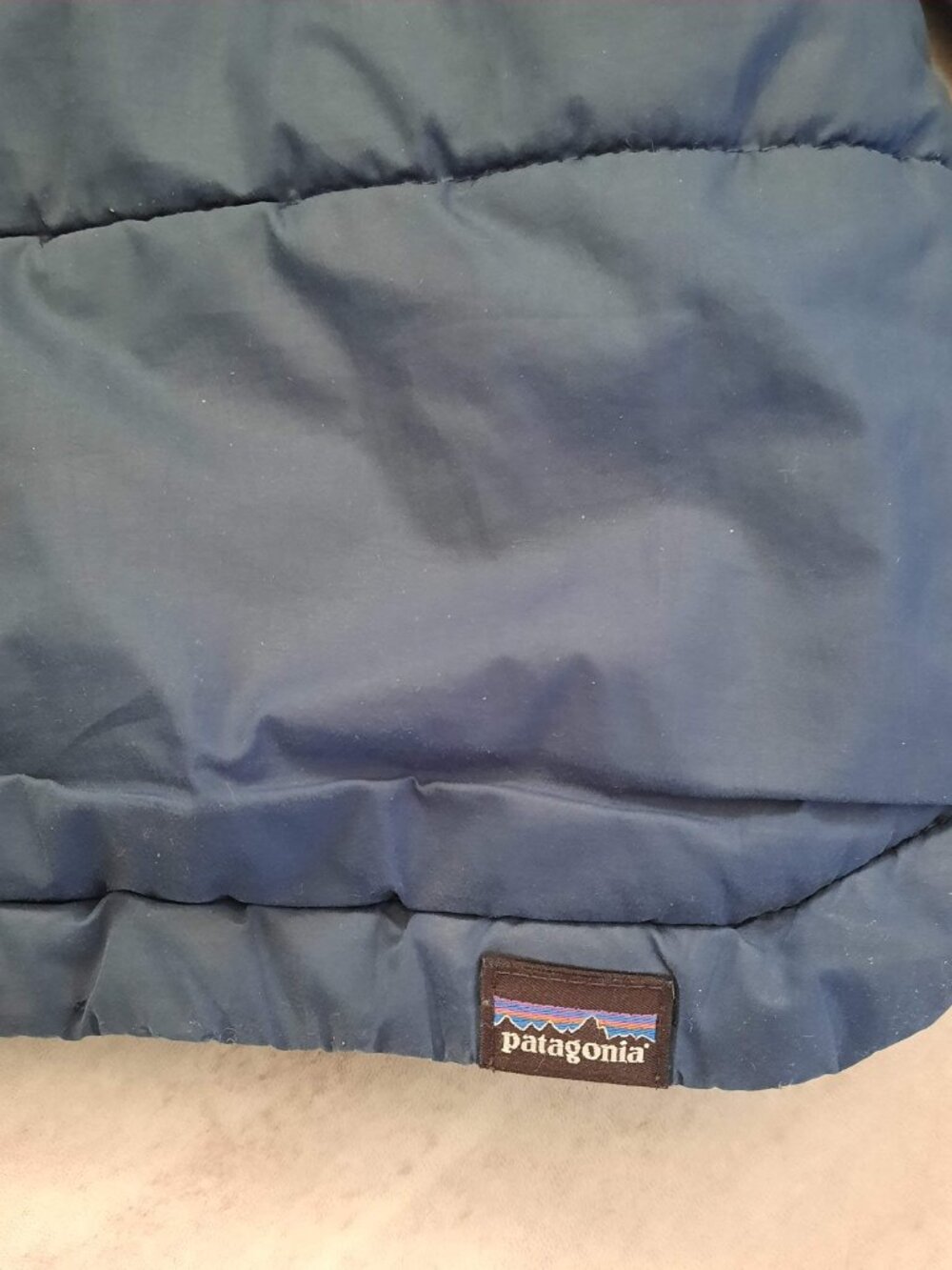 Patagonia Puffy Kids Winter Jacket - Picture 9 of 10